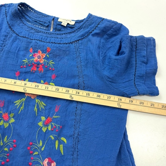 Umgee Women’s Small Gauzy Boho Blue Tunic Top Embroidered Flowers Short Sleeve - Picture 12 of 14